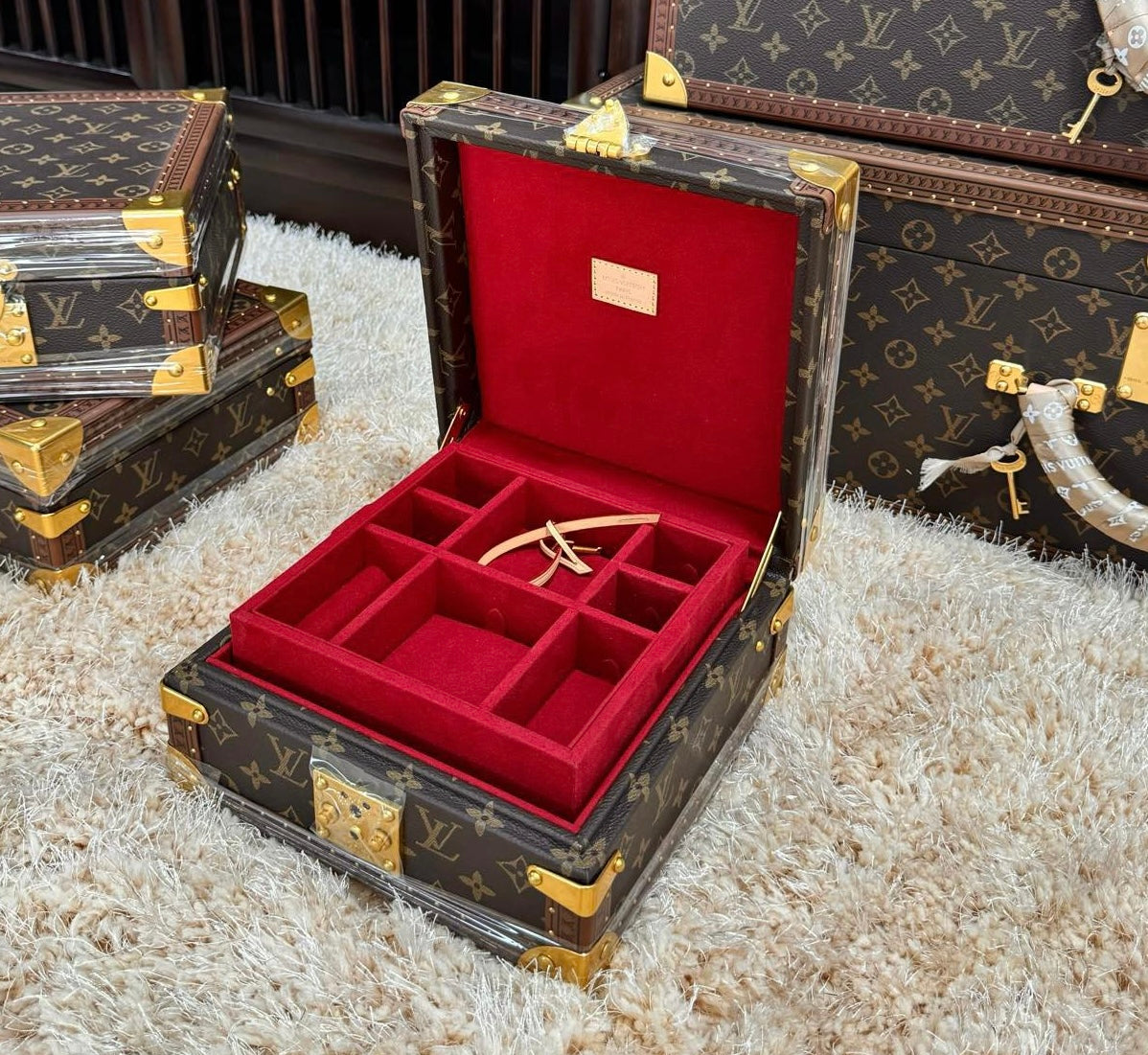Custom LV Accessories Box Jewelry Box