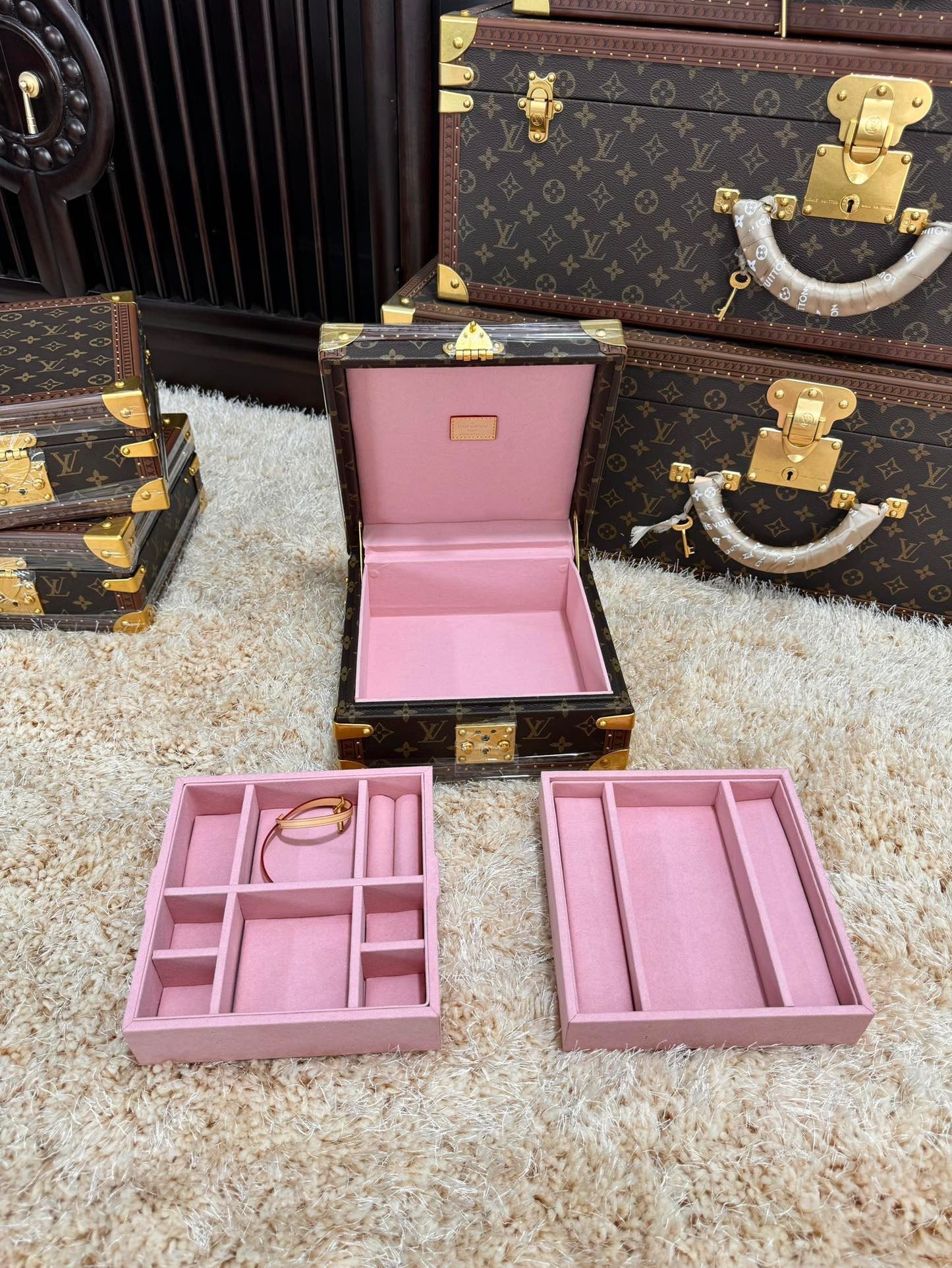 Custom LV Accessories Box Jewelry Box
