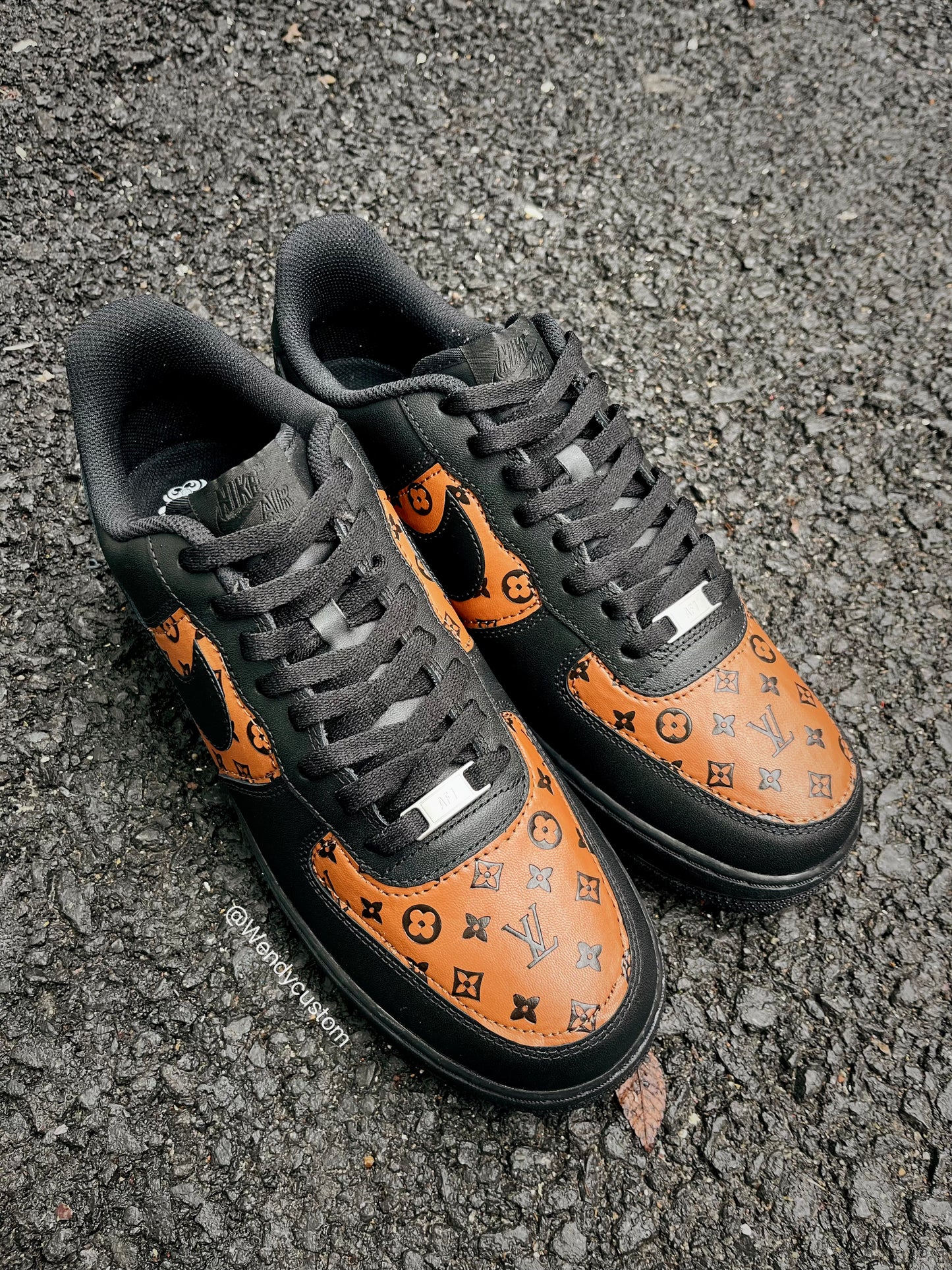 Small brown LV Air Force One Custom Sneaker for Man